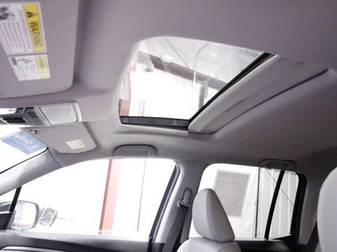 Certified 2023 Honda Ridgeline RTL image 38