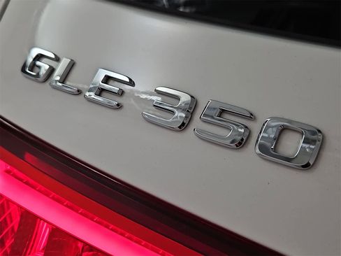 Used 2021 Mercedes-Benz GLE 350 GLE 350 image 12