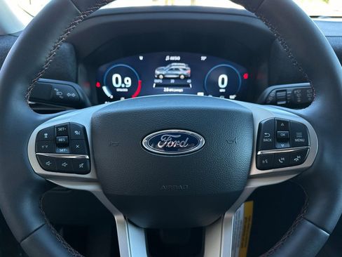 New 2026 Ford Explorer Active w/ Active Comfort Package RWD image 22