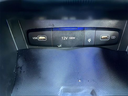 Used 2022 Hyundai Tucson Limited image 16