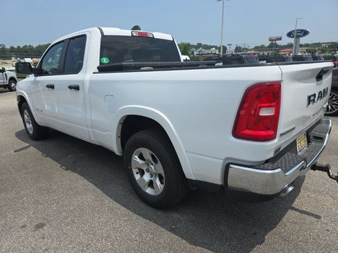 Used 2025 RAM 1500 Big Horn AWD/4WD image 14