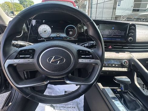 Used 2021 Hyundai Elantra SEL w/ Convenience Package FWD image 14