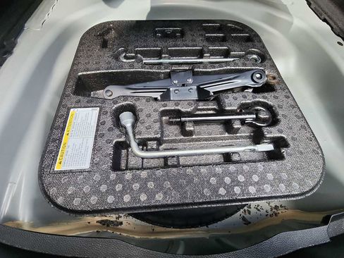 Used 2023 Toyota Corolla LE image 24