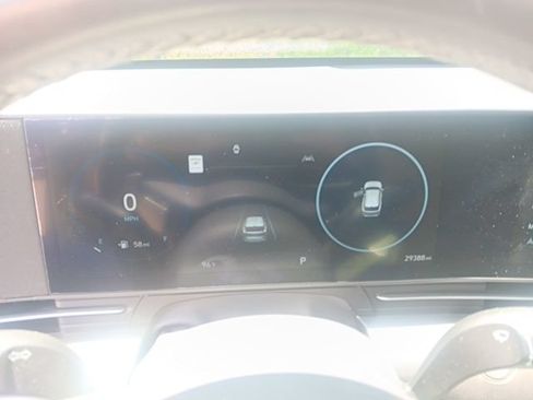 Used 2024 Hyundai Kona SEL w/ Convenience Package FWD image 5