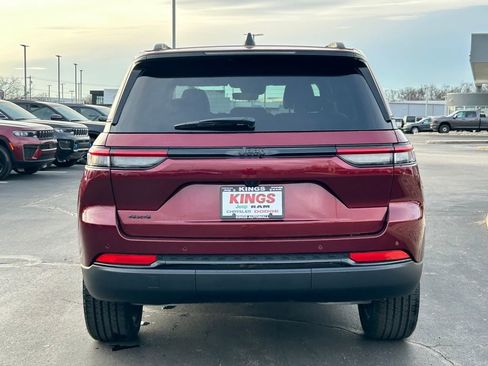 New 2025 Jeep Grand Cherokee 4WD image 6