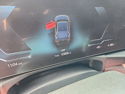 Used 2023 BMW i4 eDrive35 w/ Premium Package image 5