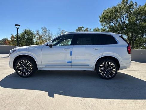 New 2026 Volvo XC90 B6 Plus w/ Protection Package Premier image 4