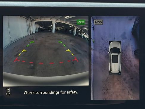 Used 2024 Nissan Pathfinder Platinum image 11