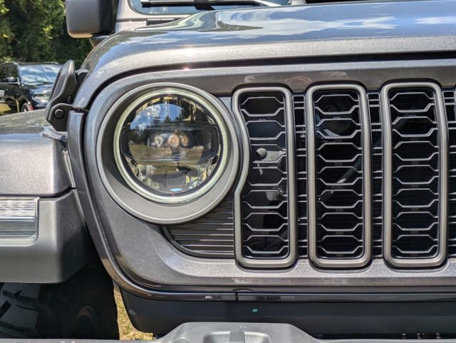 New 2026 Jeep Gladiator Sport AWD/4WD image 10