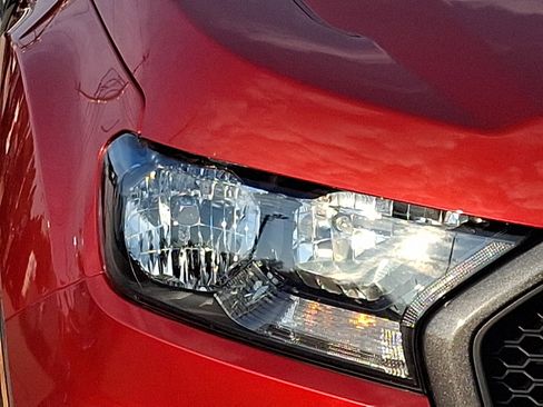 Used 2022 Ford Ranger XLT w/ Equipment Group 301A Mid image 9