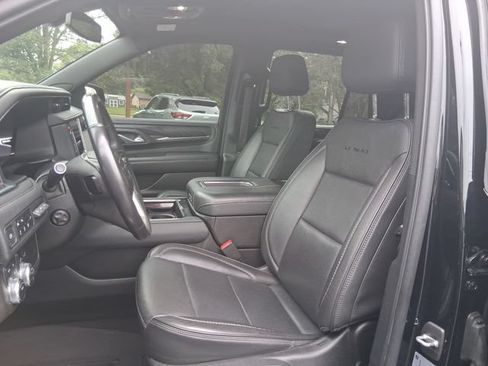 Used 2022 GMC Yukon Denali AWD/4WD image 11