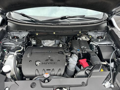 Used 2025 Mitsubishi Outlander Sport LE image 17