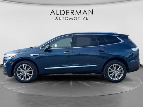 Used 2023 Buick Enclave Essence w/ Experience Buick Package AWD/4WD image 2
