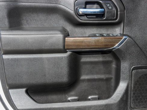 Used 2021 Chevrolet Silverado 3500 LT image 32