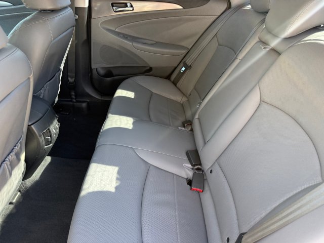 Used 2013 Hyundai Sonata Limited FWD image 26