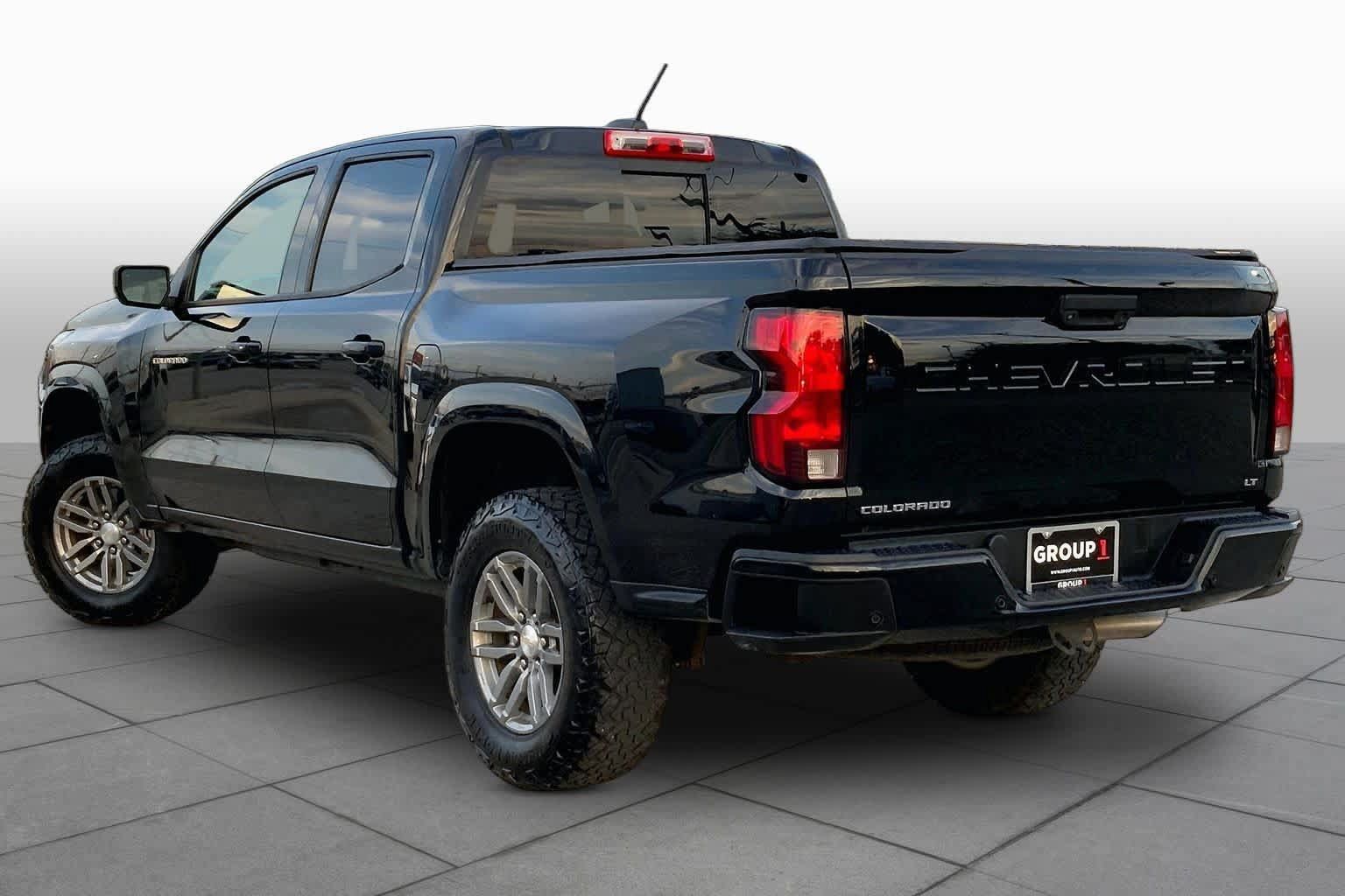 Used 2023 Chevrolet Colorado LT w/ LT Convenience Package RWD image 12