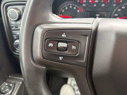 Used 2020 Chevrolet Silverado 1500 Custom w/ Custom Value Package image 20