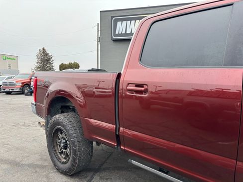 Used 2017 Ford F350 Lariat w/ FX4 4x4 Off Road Package image 3