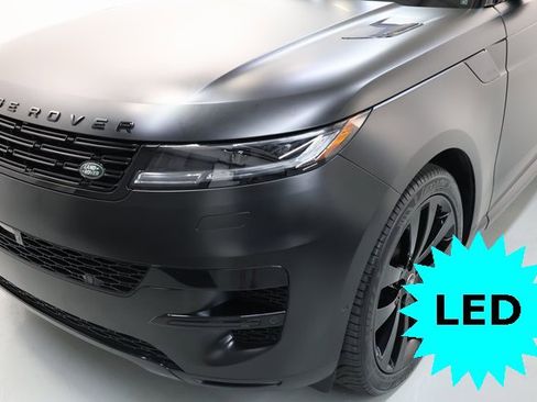 Used 2024 Land Rover Range Rover Sport SE image 46