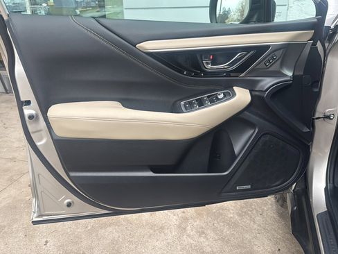 Used 2020 Subaru Outback Limited AWD/4WD image 16