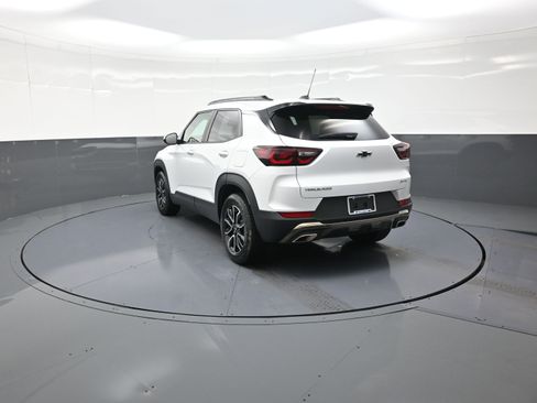 Used 2024 Chevrolet TrailBlazer ACTIV image 5