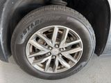 Used 2019 GMC Acadia SLE w/ Driver Alert Package I image 3