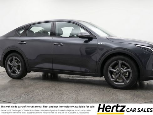 Used 2025 Kia K4 LXS image 1