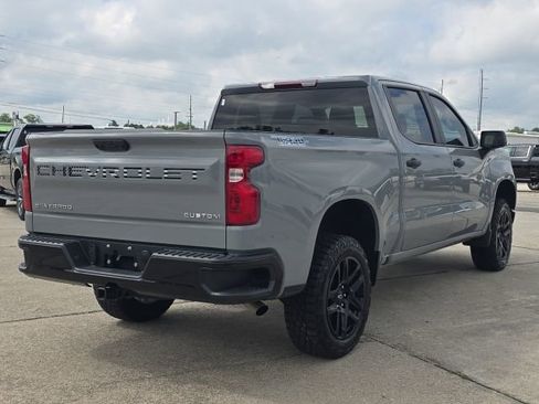Used 2025 Chevrolet Silverado 1500 Custom Trail Boss AWD/4WD image 5