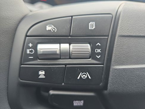 New 2026 Kia Sportage EX image 17