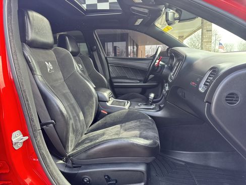 Used 2020 Dodge Charger Scat Pack image 29