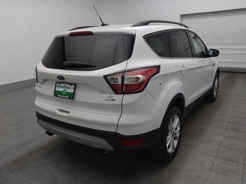 Used 2018 Ford Escape SE image 9