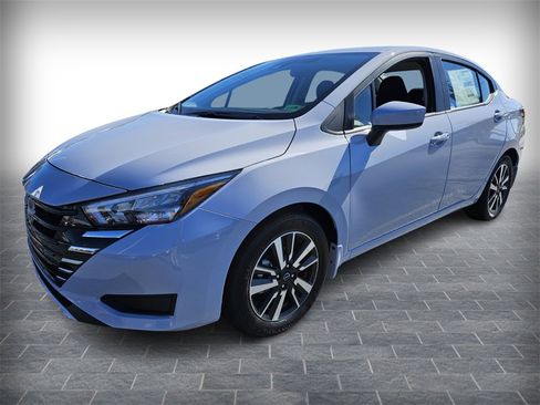 New 2025 Nissan Versa SV w/ Trunk Package image 2
