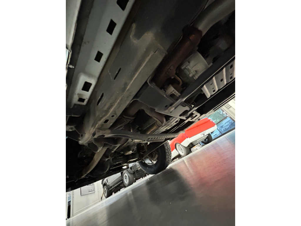 Used 2018 Jeep Wrangler Unlimited Sahara AWD/4WD image 59