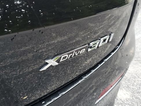 Used 2025 BMW X4 xDrive30i AWD/4WD image 9