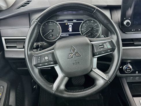 Used 2024 Mitsubishi Outlander SE FWD image 18