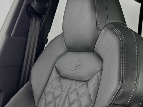 Used 2024 Audi SQ8 Premium Plus AWD/4WD image 37