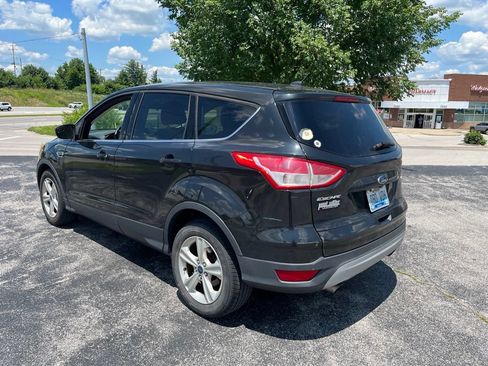 Used 2015 Ford Escape SE FWD image 4