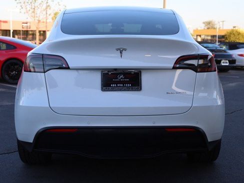 Used 2021 Tesla Model Y Long Range AWD/4WD image 14
