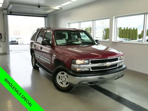 Used 2004 Chevrolet Tahoe LS image 1