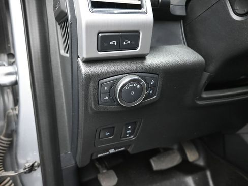 Used 2020 Ford F250 Platinum w/ FX4 Off-Road Package image 13