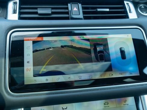 Used 2022 Land Rover Range Rover Sport SVR Carbon Edition image 30