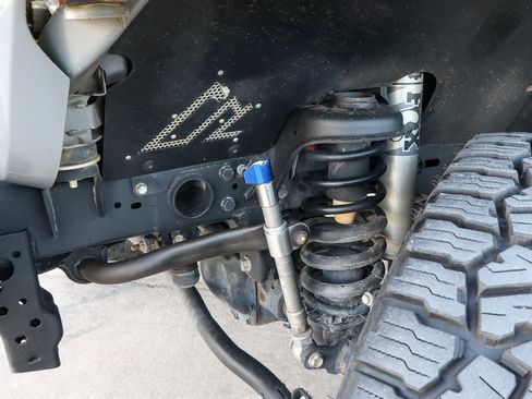 Used 2021 Jeep Gladiator Sport image 24