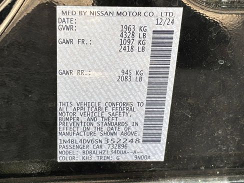 Used 2025 Nissan Altima 2.5 SV FWD image 28