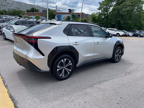 Used 2024 Toyota bZ4X AWD w/ Weather Package image 8