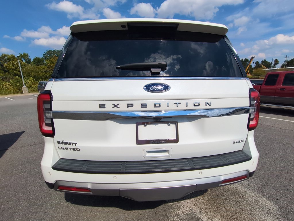 Used 2022 Ford Expedition Max Limited AWD/4WD image 5