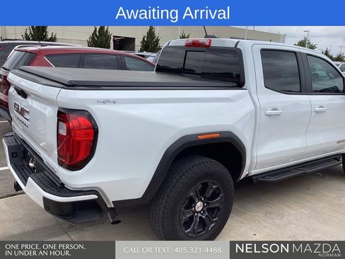 Used 2023 GMC Canyon Elevation w/ Elevation Premium Package image 5