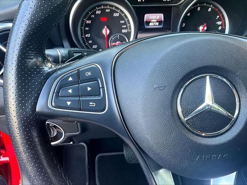 Used 2019 Mercedes-Benz GLA 250 4MATIC image 24