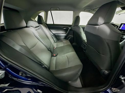 Certified 2025 Toyota RAV4 XLE FWD image 25