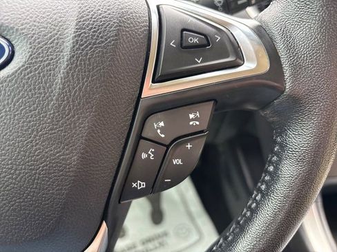 Used 2021 Ford Edge SEL w/ Convenience Package FWD image 46