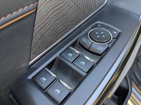 Used 2023 Ford F150 Platinum w/ Equipment Group 701A High image 10